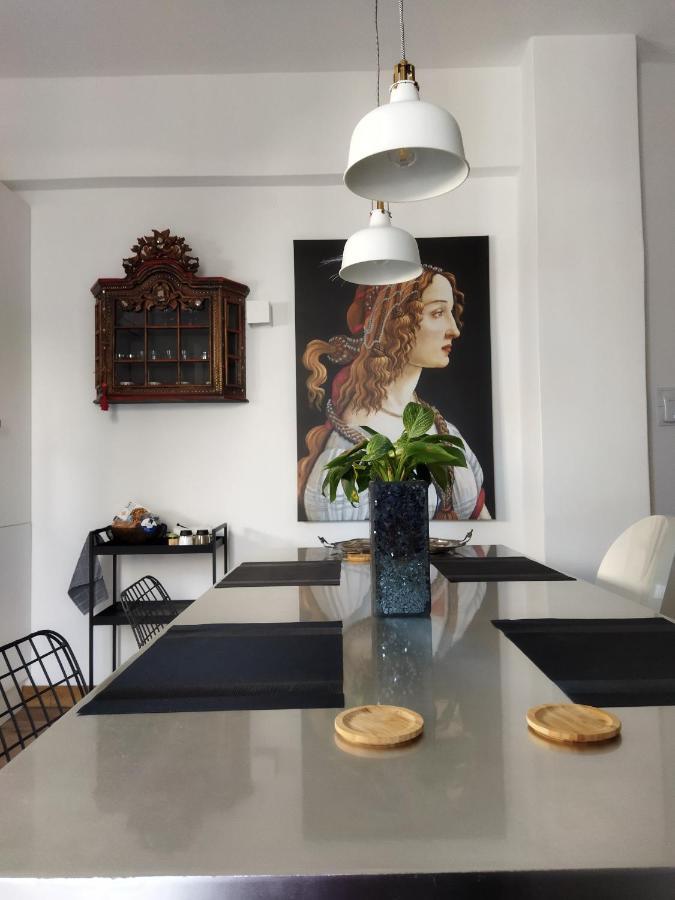 Minimal Apartment By The Beach Corinto Esterno foto